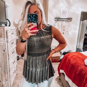 Grey distressed tank